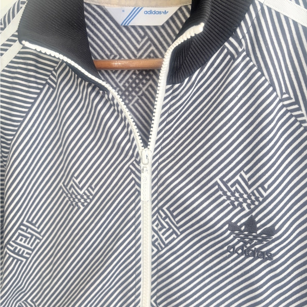 Rare Adidas size M 60th Anniversary 2009 Black & White Track Jacket. So cool. - Picture 2 of 10